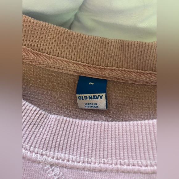Blush Old Navy Crew💋 - Picture 2 of 3